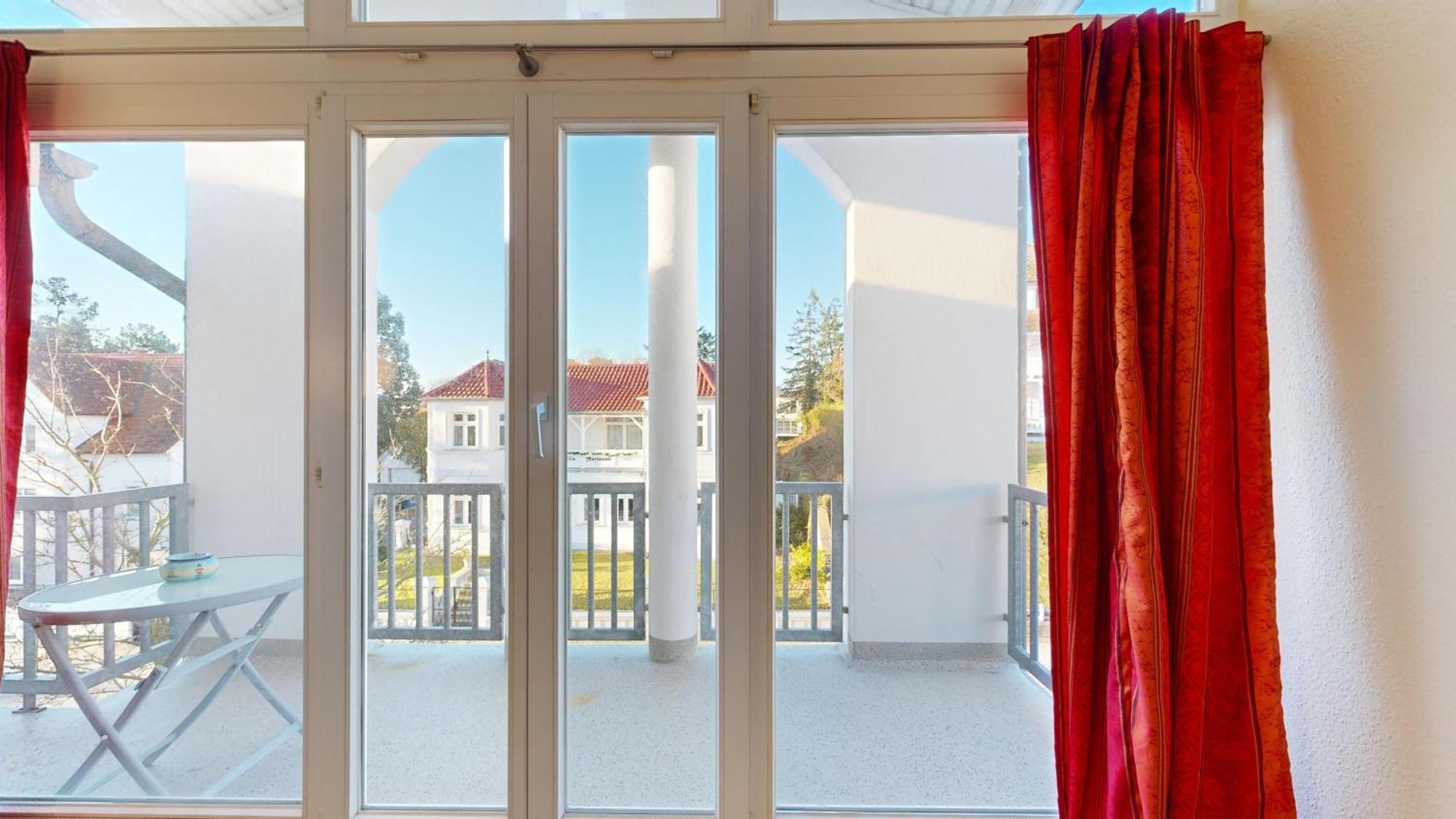 Apartment Strandnahe Mit 2 Schlafzimmern Und Balkon, Strandidyll,