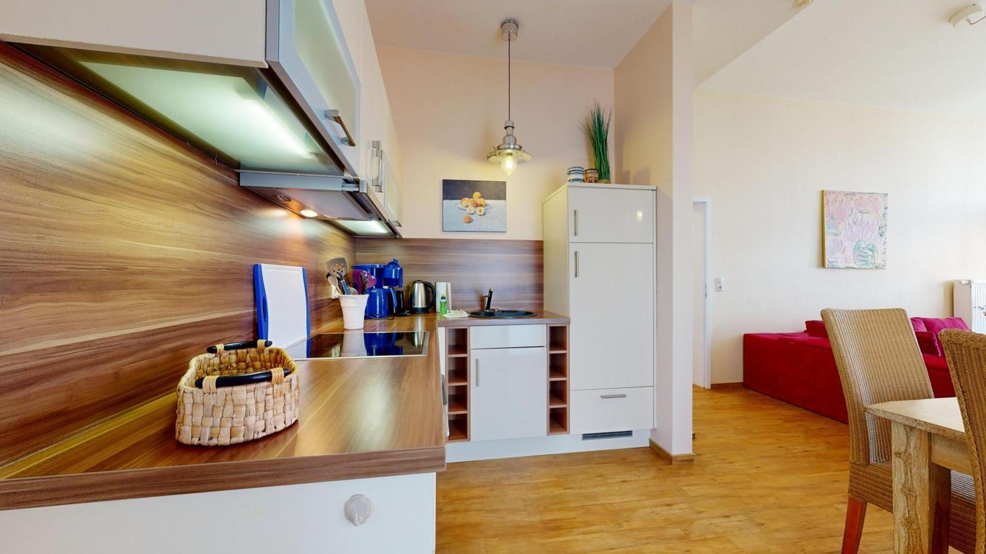 Strandnahe Mit 2 Schlafzimmern Und Balkon, Strandidyll,